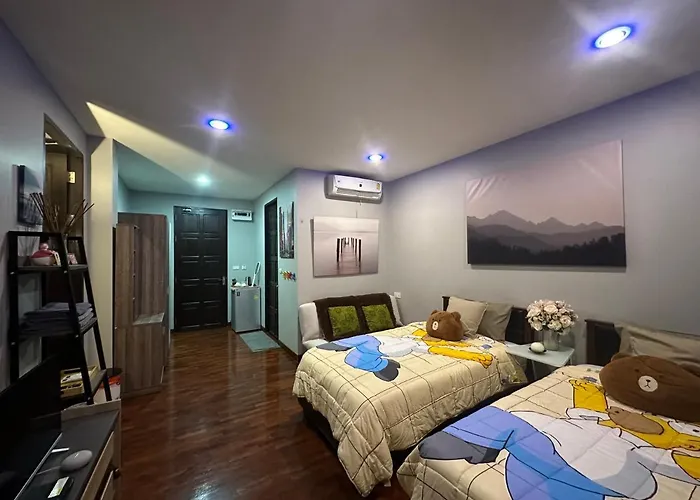 Apartment Pompom
