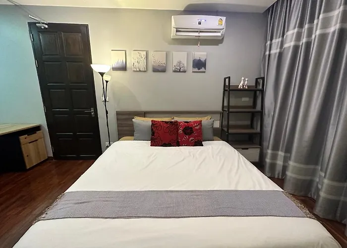 Pompom * Bangkok
