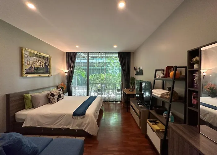 Pompom Apartment